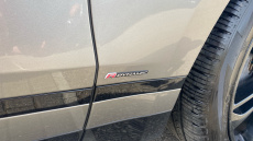 Land Rover Range Rover Velar 3.0 D300 R-Dynamic HSE 5dr Auto Diesel Estate